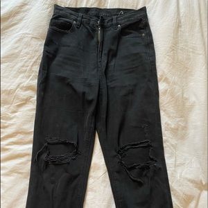 American Eagle Ripped Mom Jeans